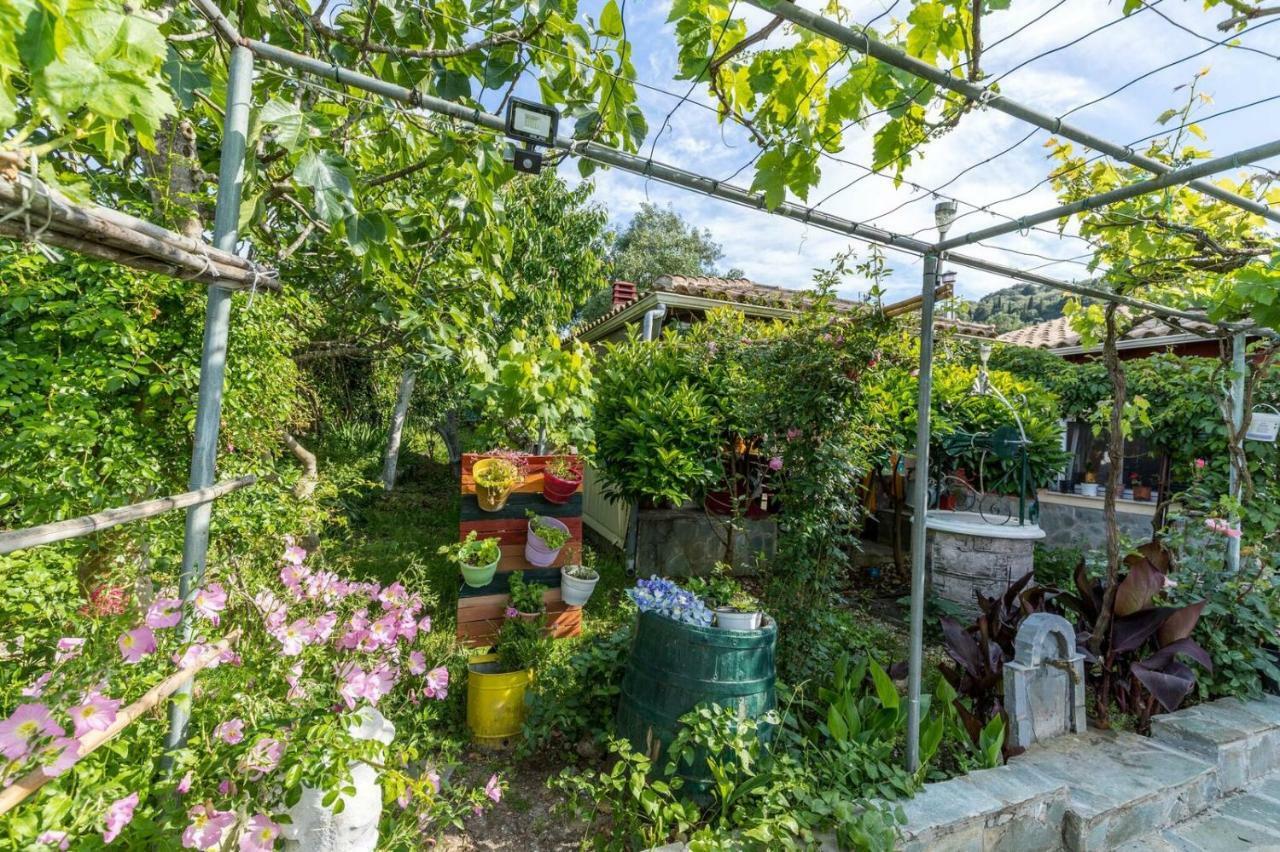 Malotu Resort Sinarádes Zewnętrze zdjęcie