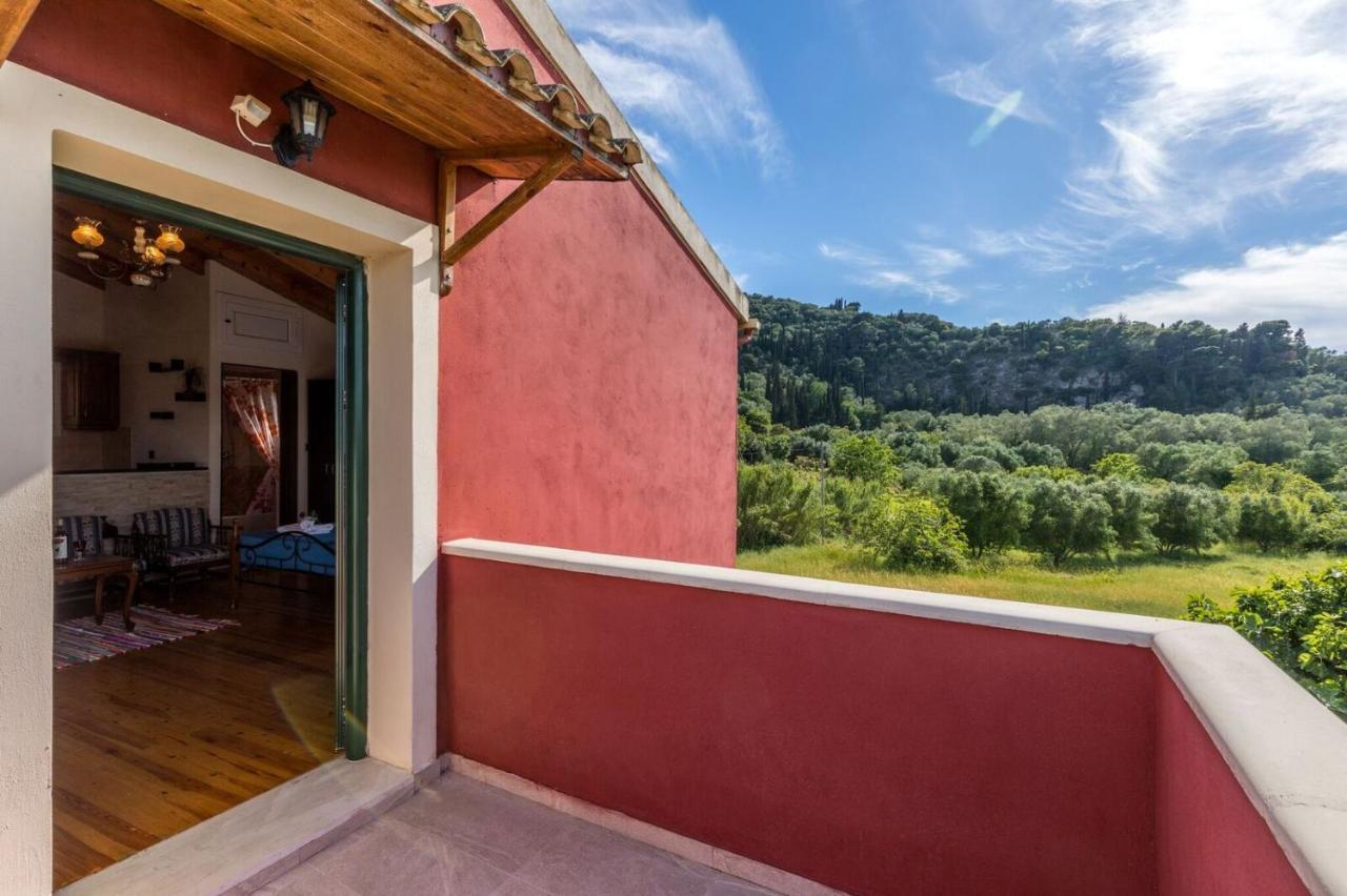 Malotu Resort Sinarádes Zewnętrze zdjęcie